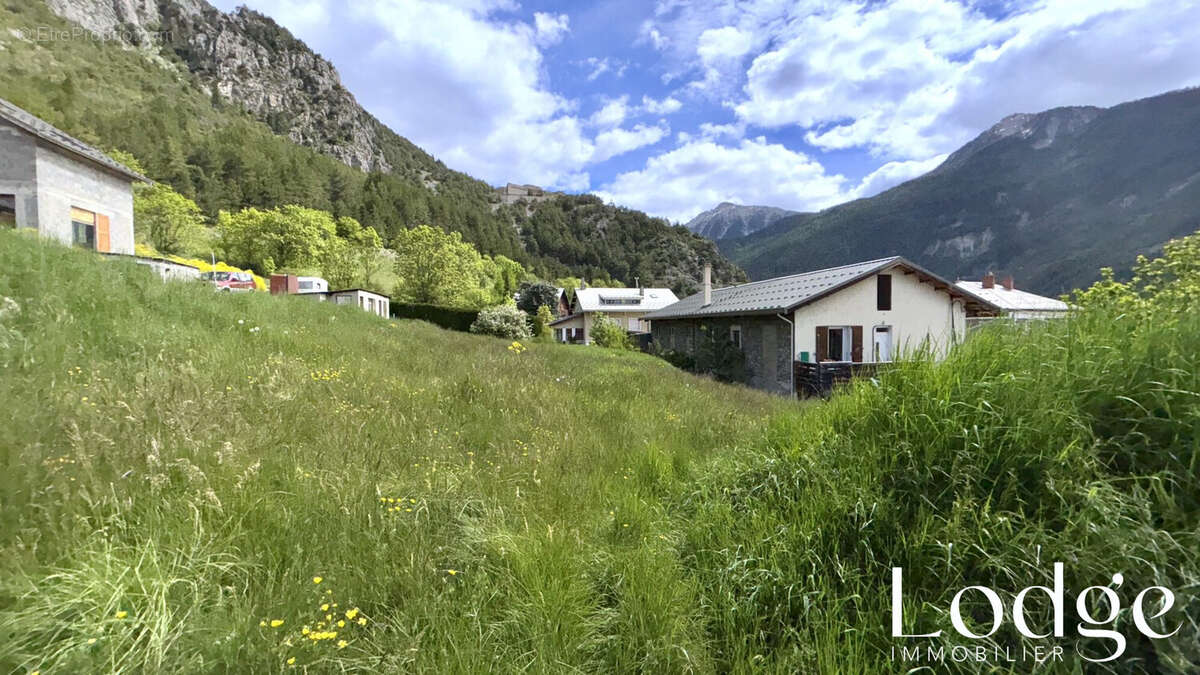 Terrain 513 m² à Briancon  - photo 2