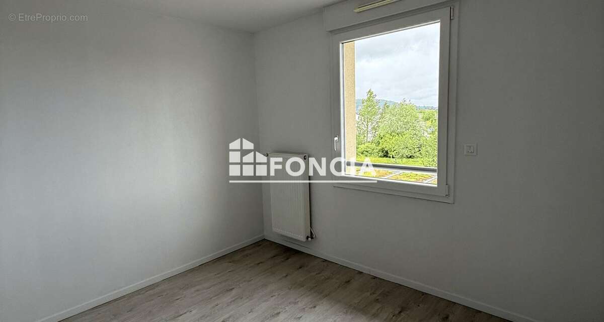 Appartement à AMNEVILLE