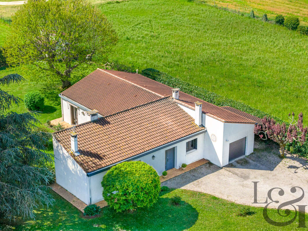 Maison à BIAS
