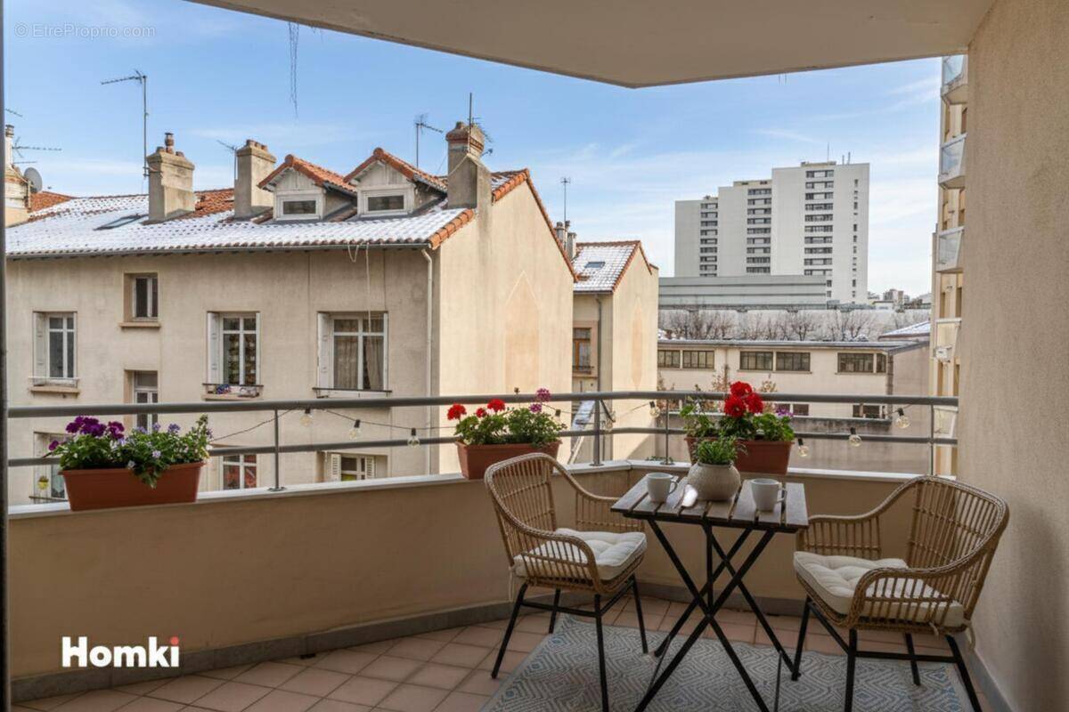 Appartement à SAINT-ETIENNE