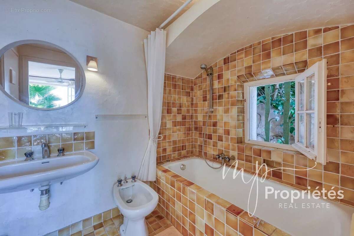 Maison à LE LAVANDOU