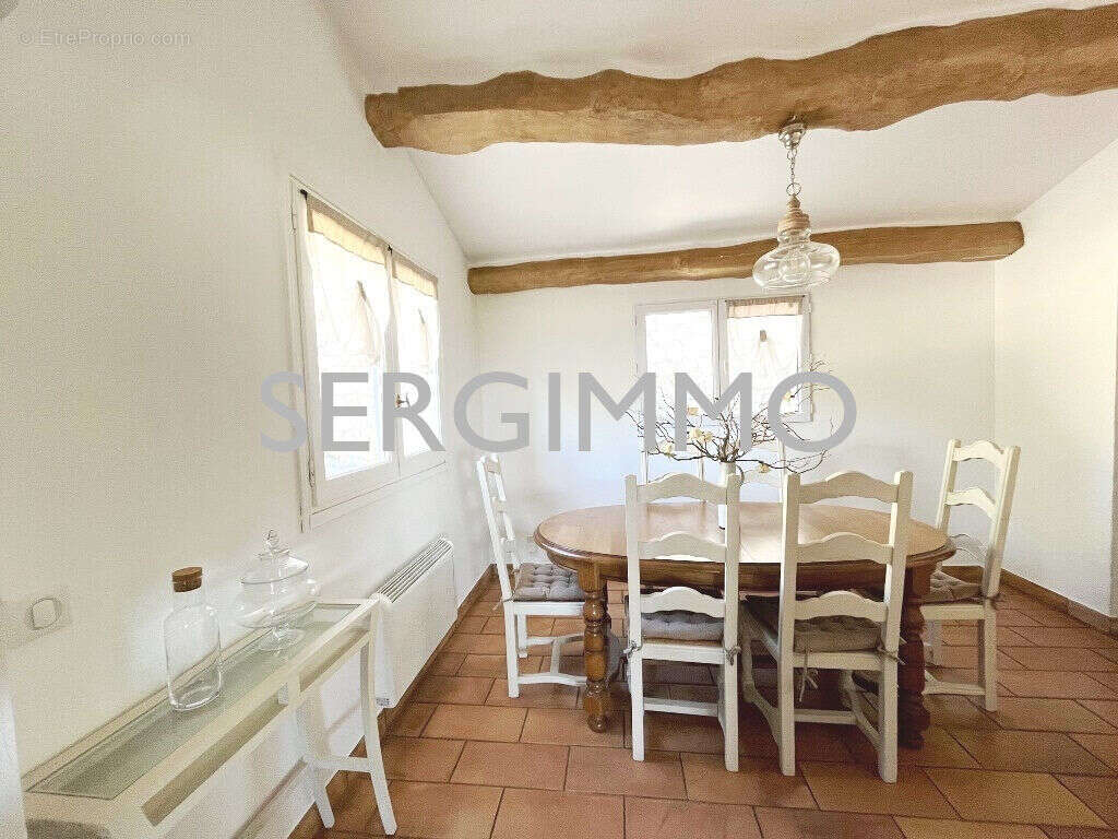 Maison à MONTAUROUX