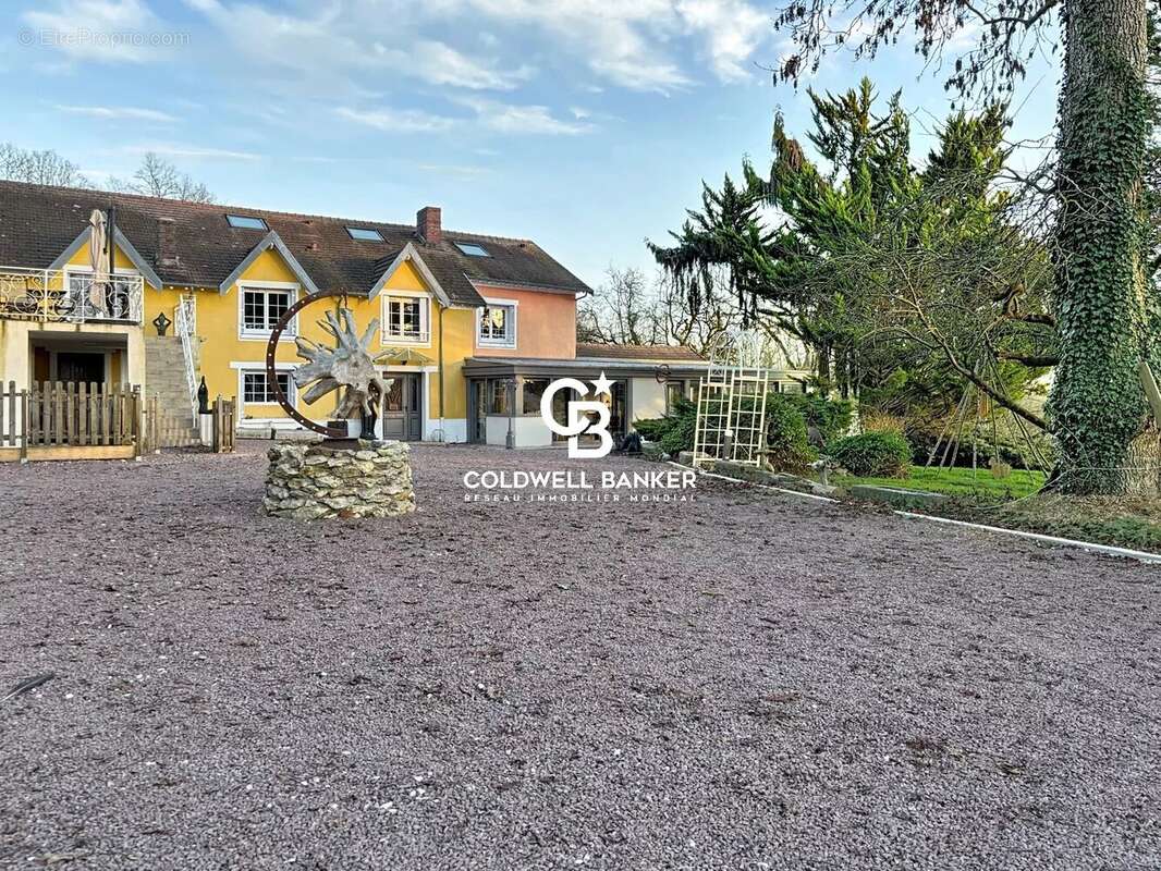 Maison à ORLY-SUR-MORIN