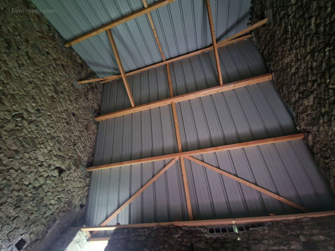 Maison à DRAGEY-RONTHON