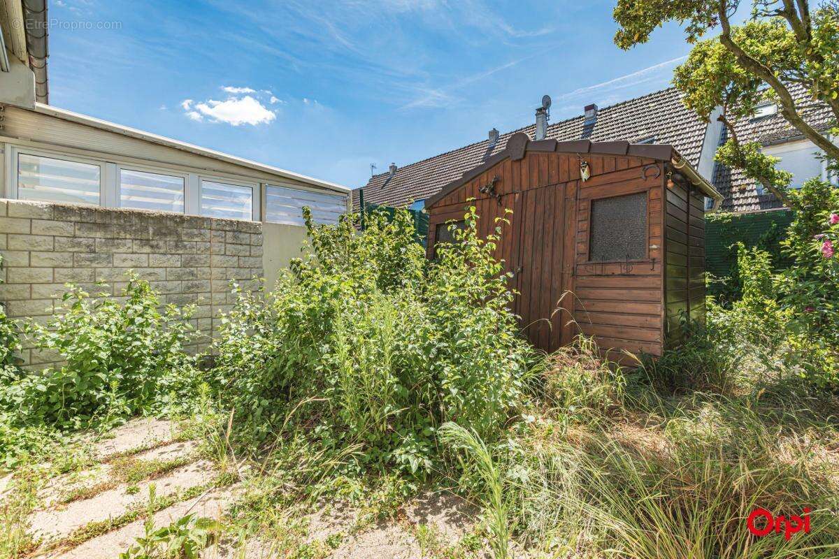 Maison - 5 chambres et jardin - photo 11