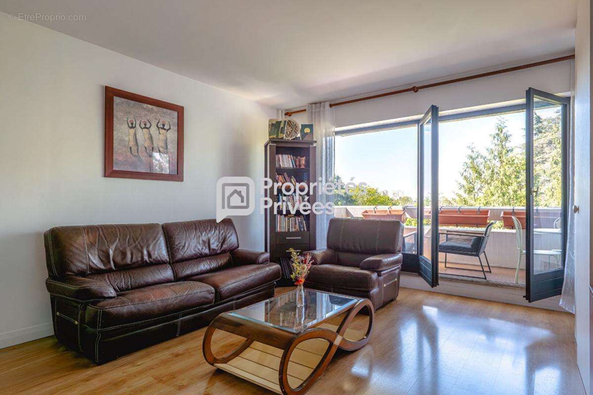 Appartement à VILLEJUIF