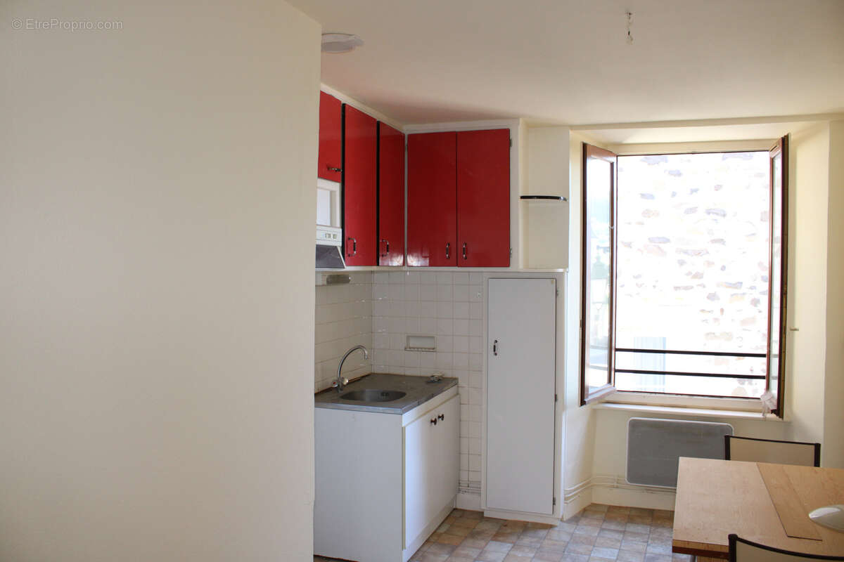 Maison à RIOM-ES-MONTAGNES