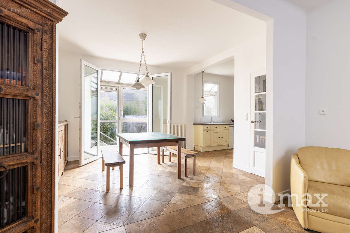 Maison à ASNIERES-SUR-SEINE