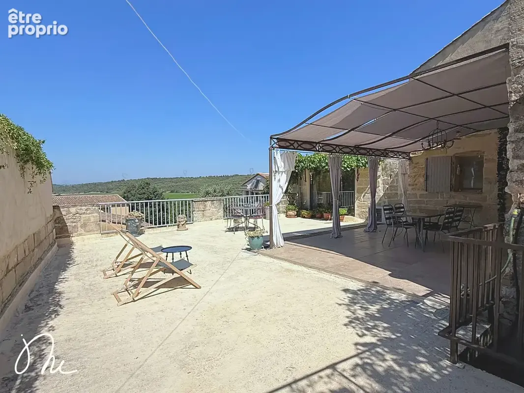 Très belle maison de village T5 avec grand garage et 80 m2 de terrasse - photo 11