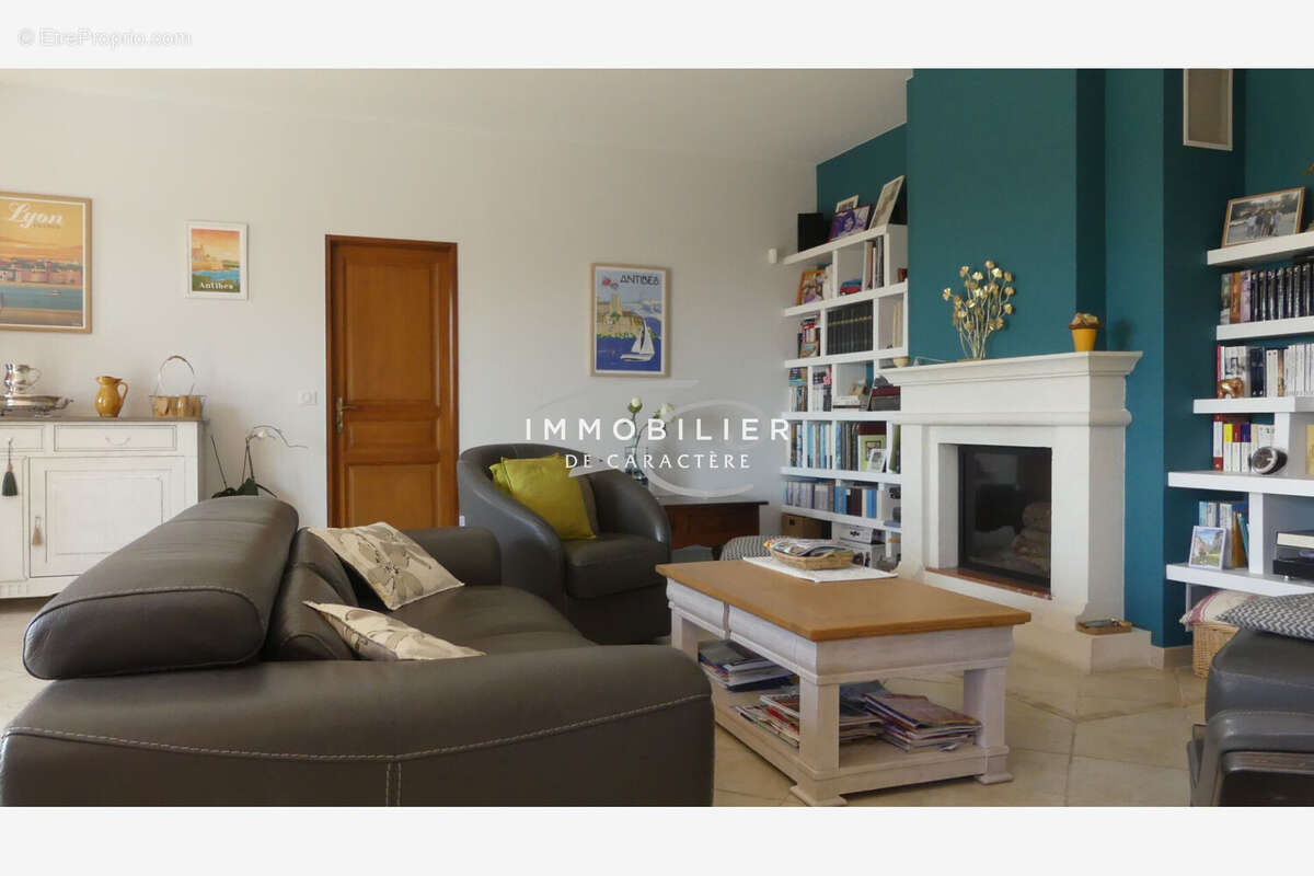 Maison 170 m² à Tourrettes-Sur-Loup  - photo 4