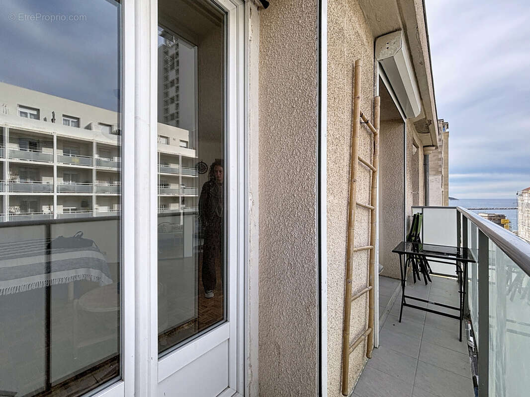 Appartement à MARSEILLE-7E