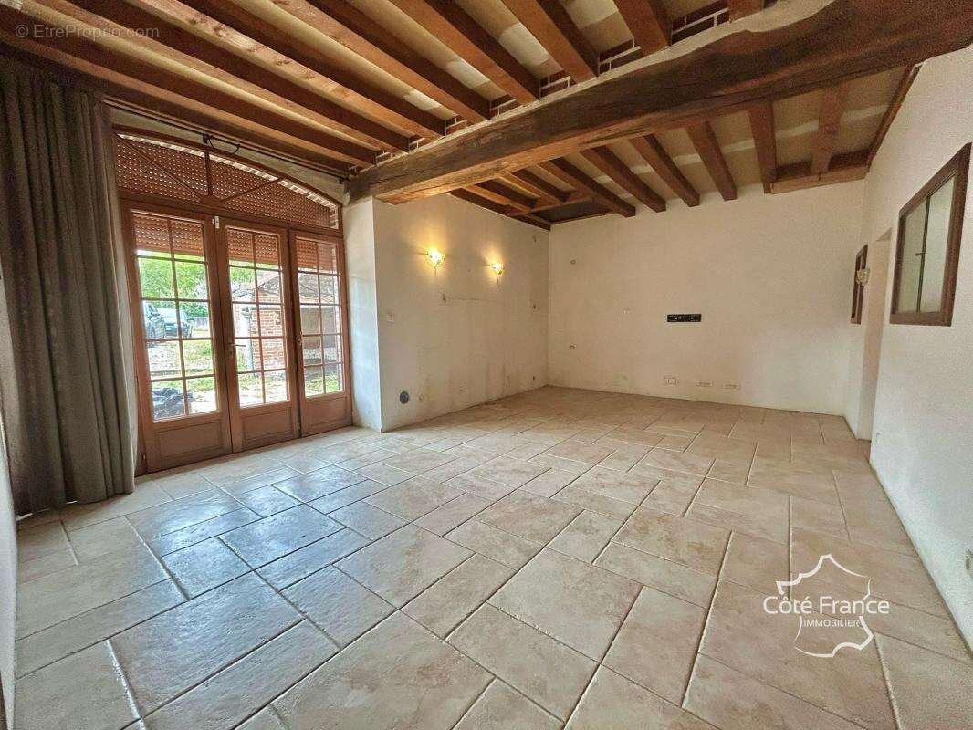 Maison à SENAN