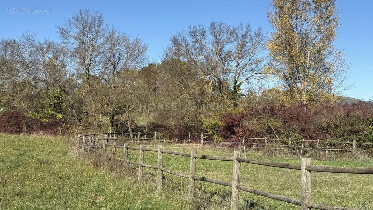 Maison à ALLEGRE-LES-FUMADES
