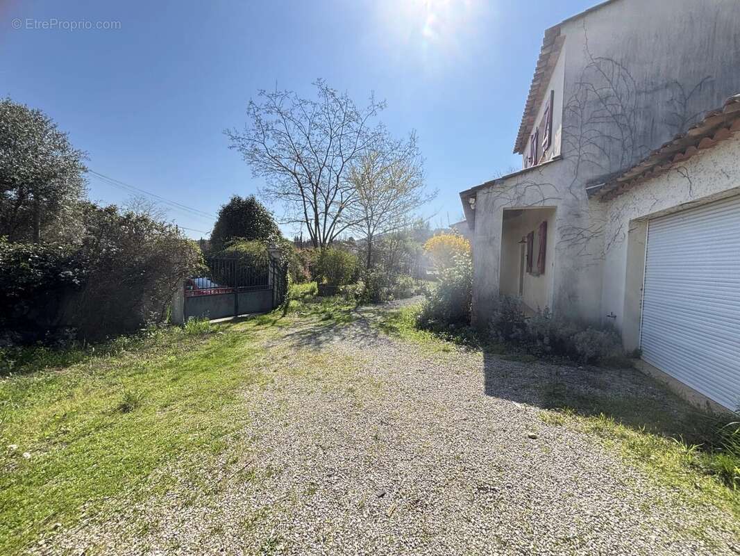 Maison à DRAGUIGNAN