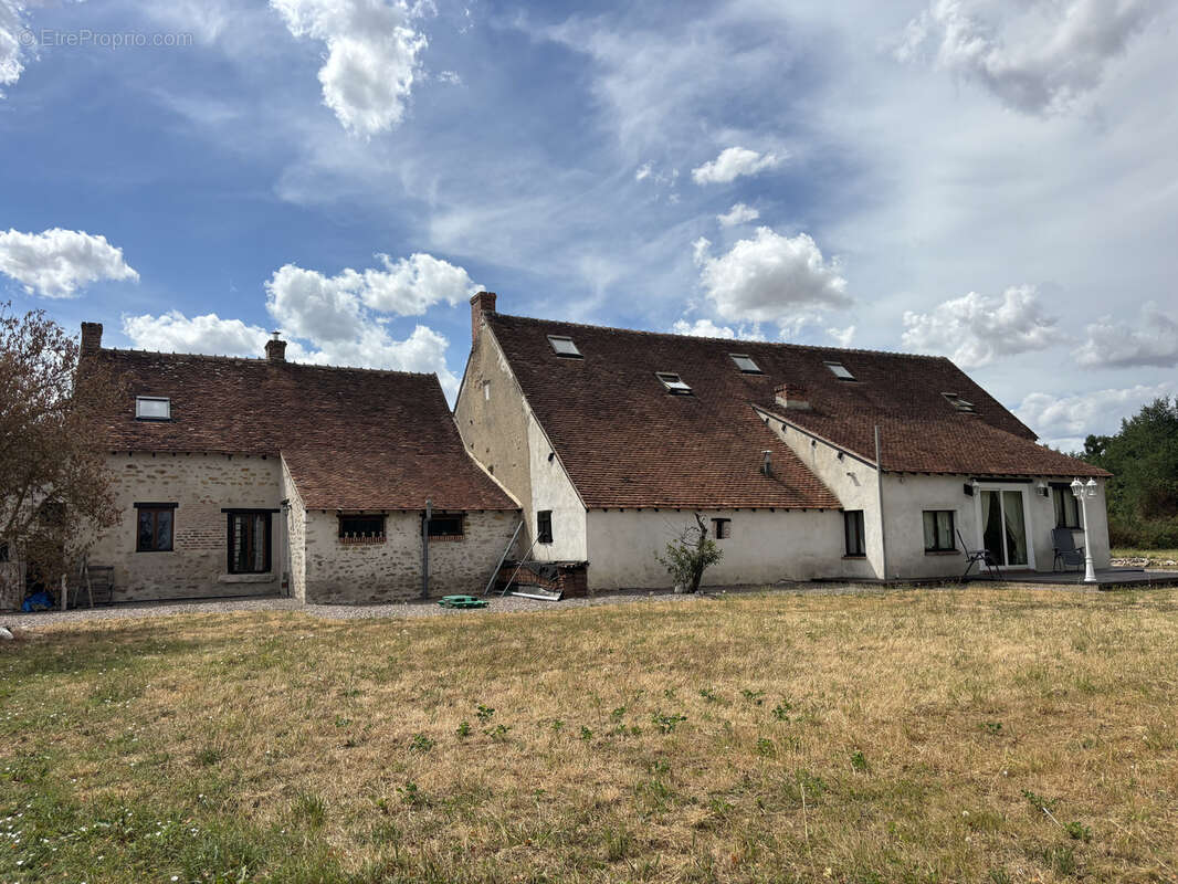 Maison à MAISONNAIS