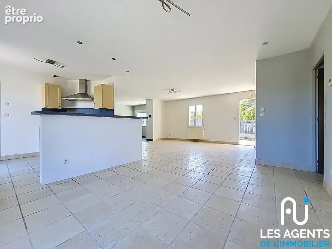 Maison  6 pièce(s) - photo 4