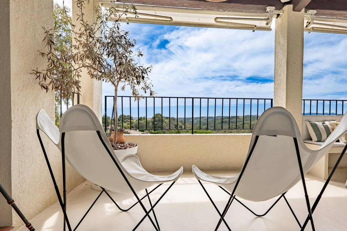 Appartement à VILLENEUVE-LOUBET