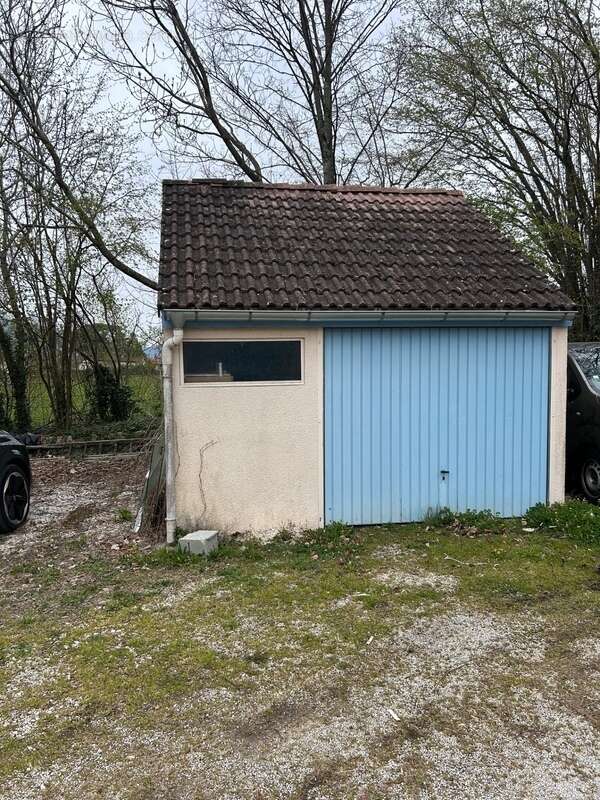 Maison à BRISON-SAINT-INNOCENT