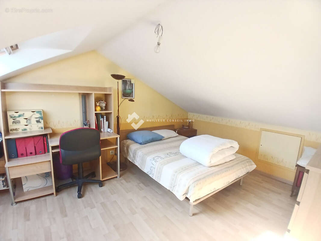 Maison 108 m² à Chelles  - photo 8
