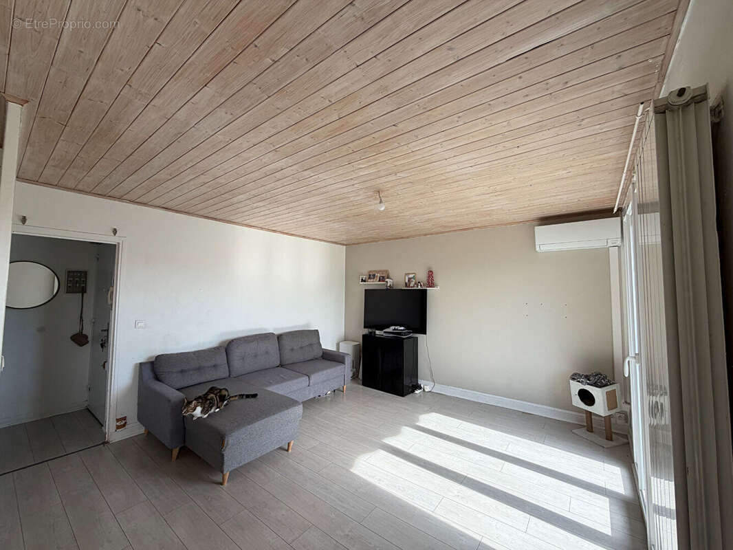 Appartement à BOURG-LES-VALENCE