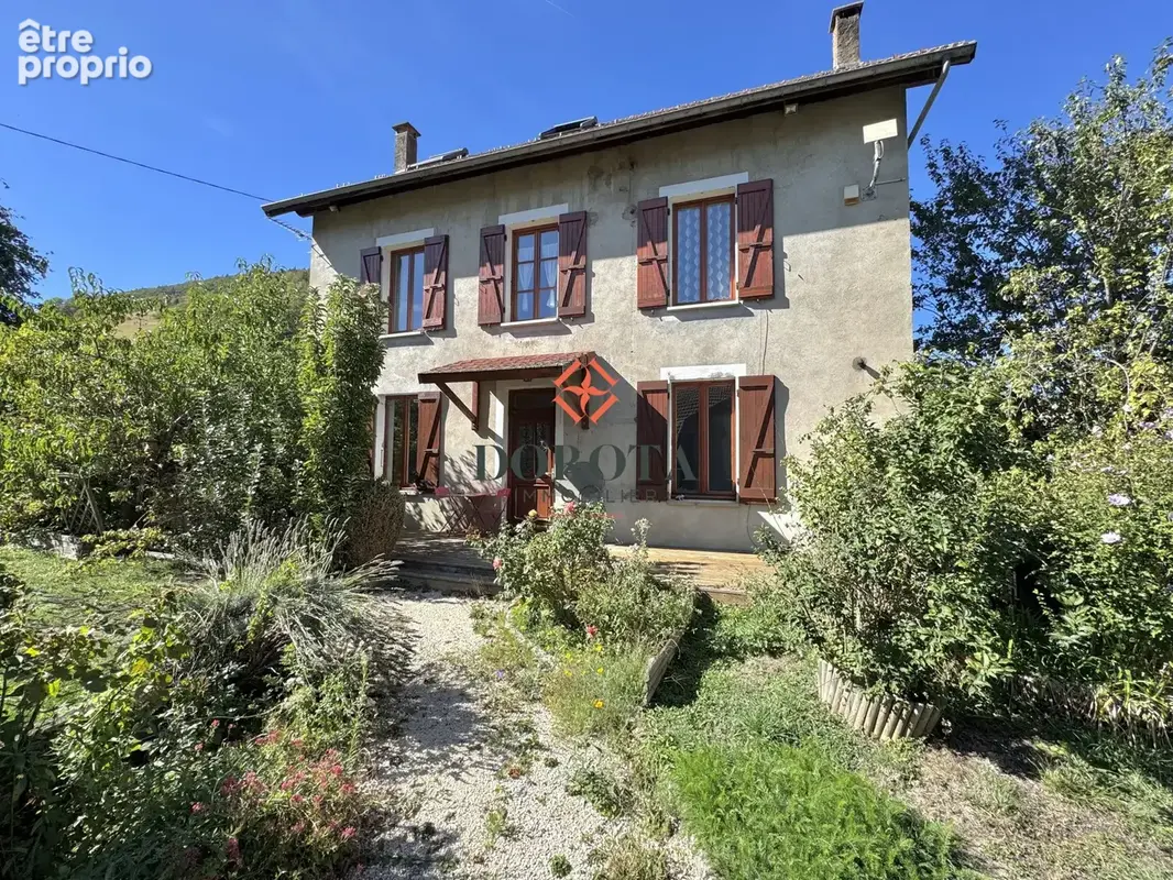 Photo Maison à Saint-Martin-D'uriage au prix de 593 000€