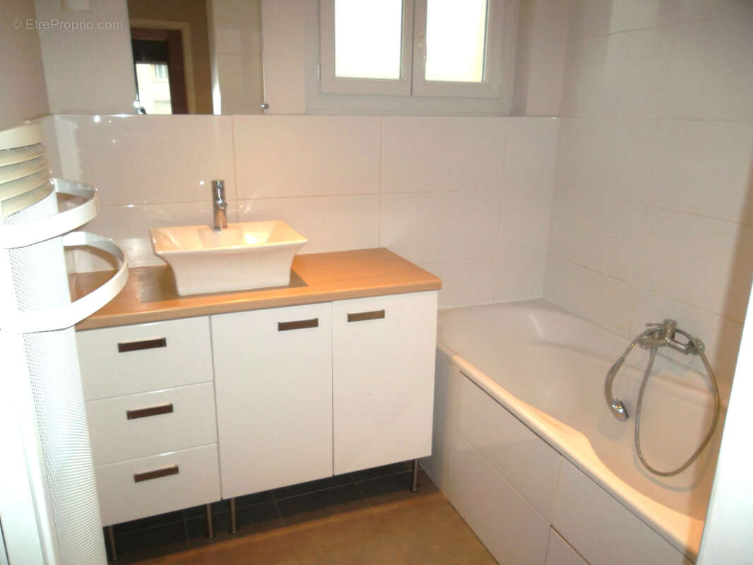 Appartement à BEZIERS