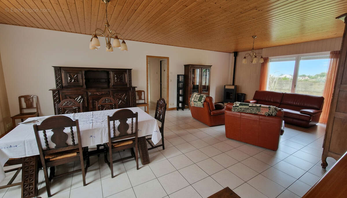 Maison à BEAUVOIR-SUR-MER