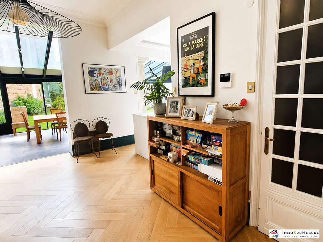 Maison 270 m² à Saint-Pol-Sur-Ternoise  - photo 8