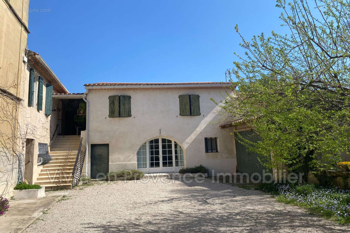Maison à EYGUIERES
