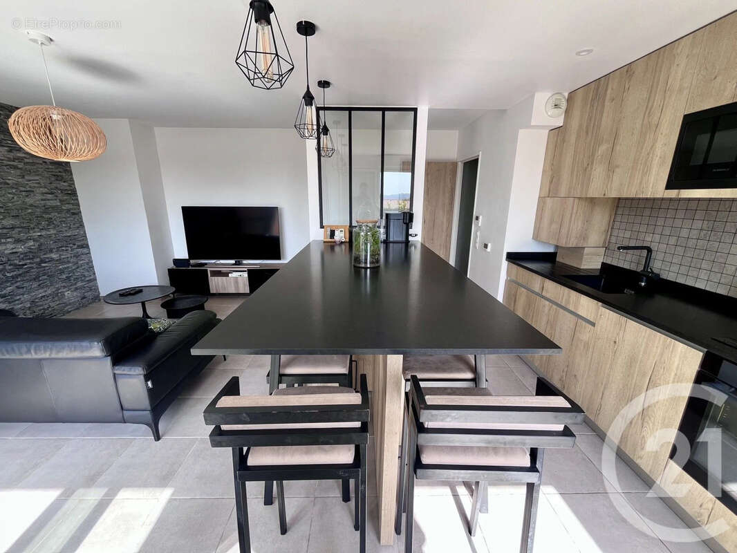 Appartement 81 m² à Roquefort-Les-Pins  - photo 6
