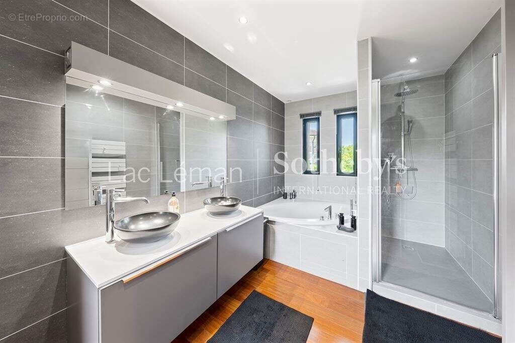 Elégante Villa Contemporaine vue lac - photo 7