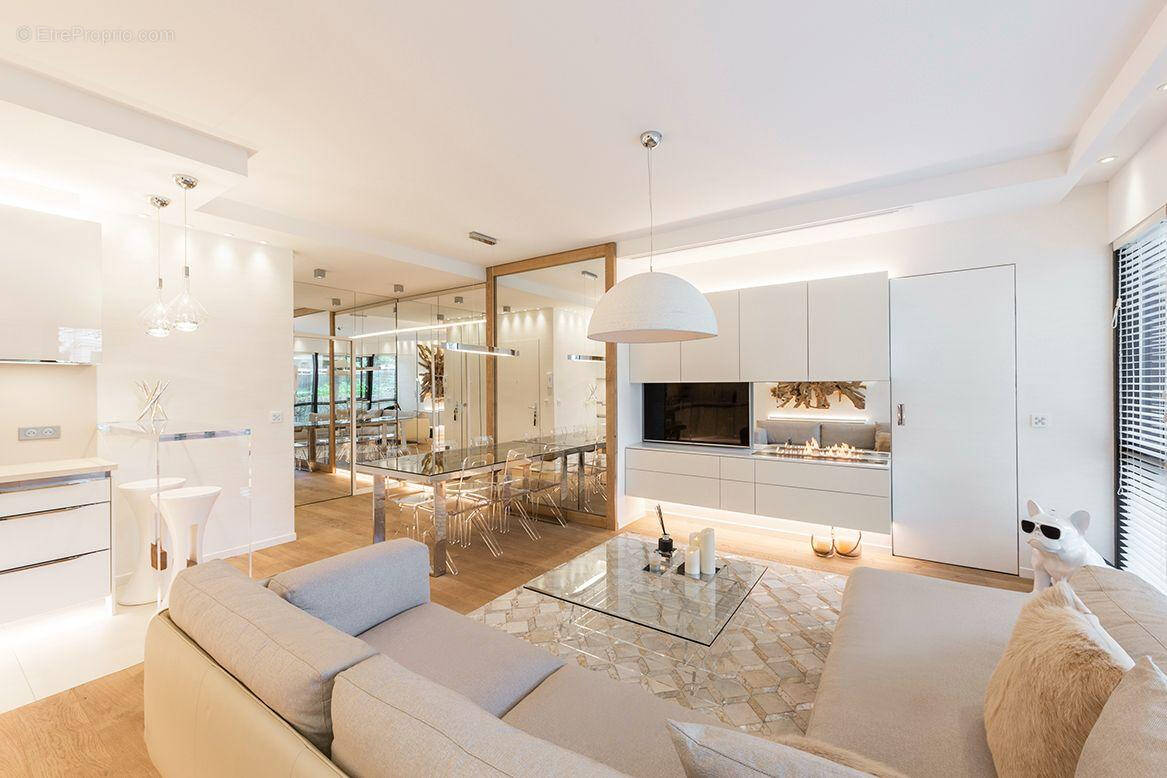 Appartement à LEVALLOIS-PERRET