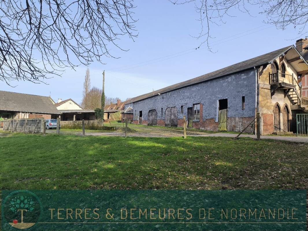 Terrain à CORMEILLES