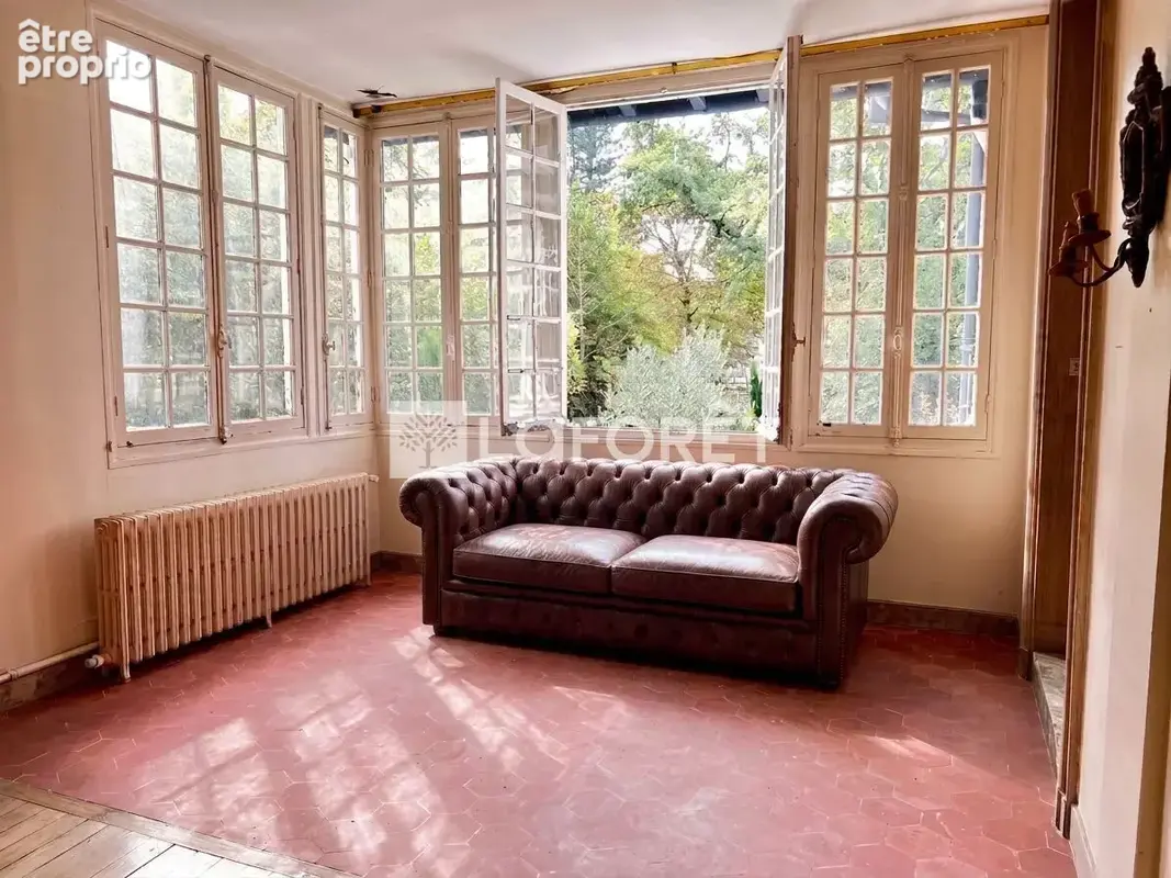 Duplex 7P Garches 244 m², terrasse 78m², cave. Garage double en sus - photo 5