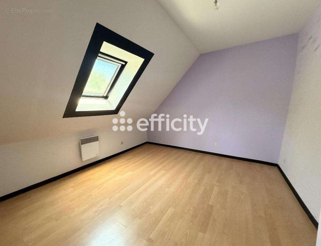 Maison 96 m² à Meulan  - photo 8