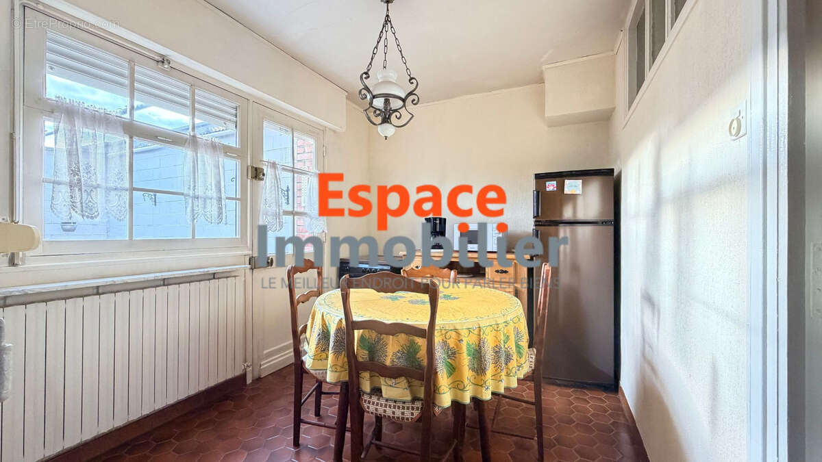 Maison à DOUCHY-LES-MINES