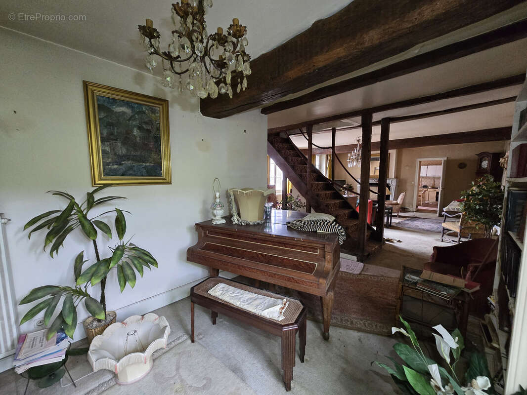maison de ville avec jardin et dépendances - photo 4