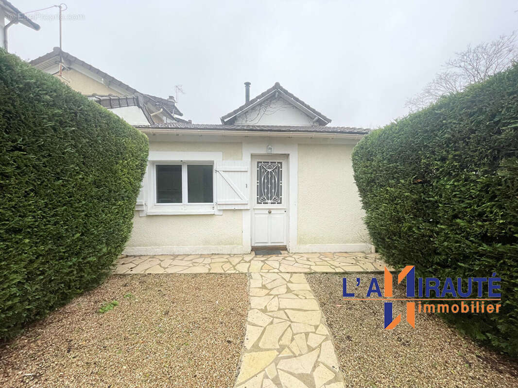 Maison à MAISONS-LAFFITTE