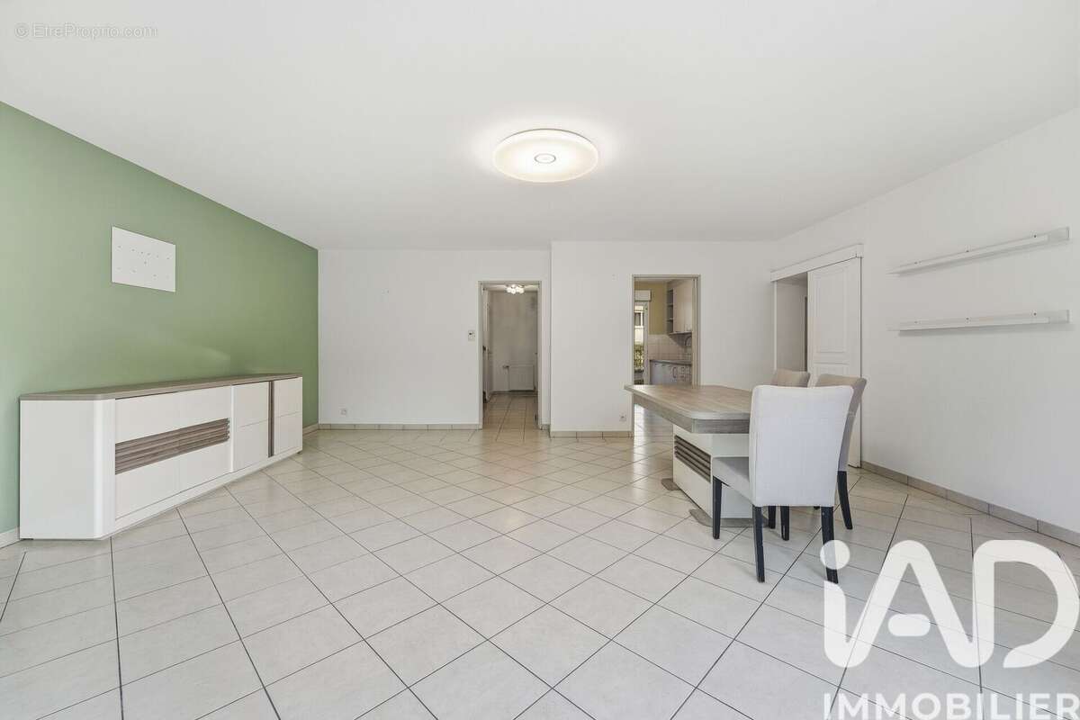 Photo 4 - Maison à PREVESSIN-MOENS