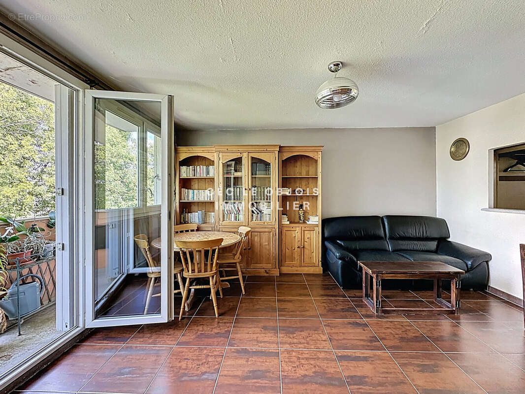 Appartement à CHAMPIGNY-SUR-MARNE
