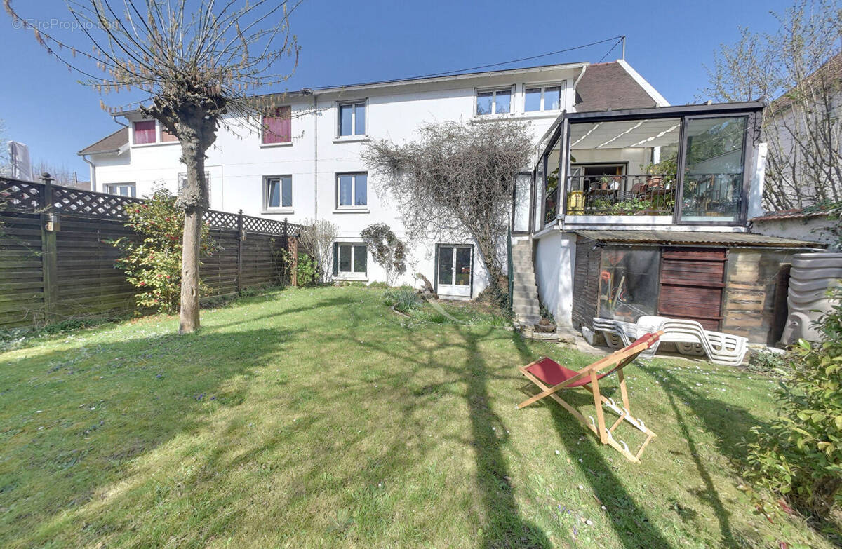 Maison à CHAMPIGNY-SUR-MARNE