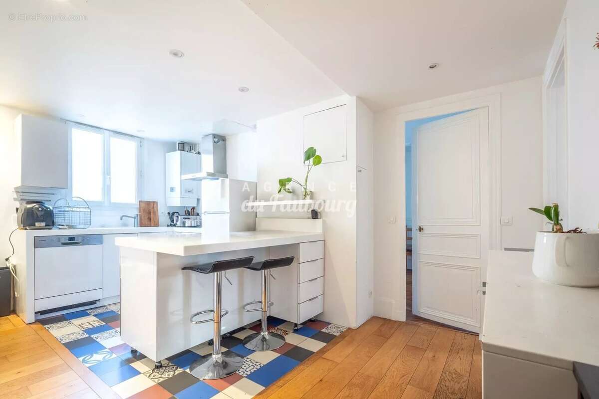 Appartement à PARIS-10E