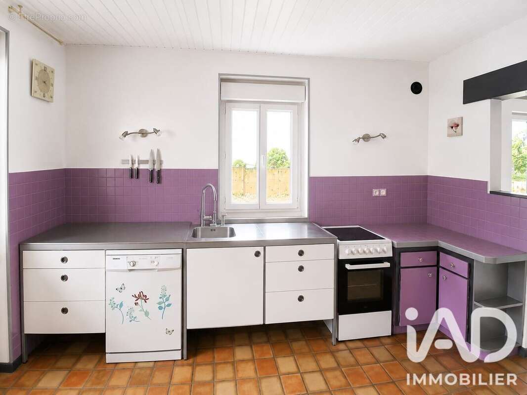 Maison 132 m² à Foucherans  - photo 7
