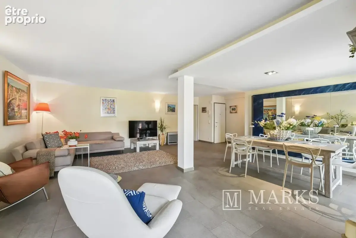 Appartement 4 pièces traversant avec vue mer au cœur du village de Saint-Jean-Cap-Ferrat - photo 10