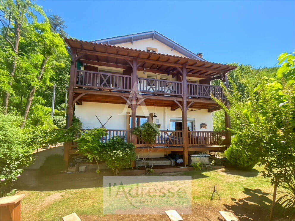 Maison à PUY-L'EVEQUE