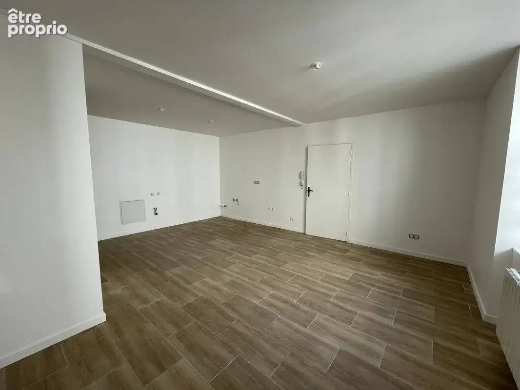 Duplex rénové - 71 m2 - 3 chambres - Nansouty/Victoire - photo 2