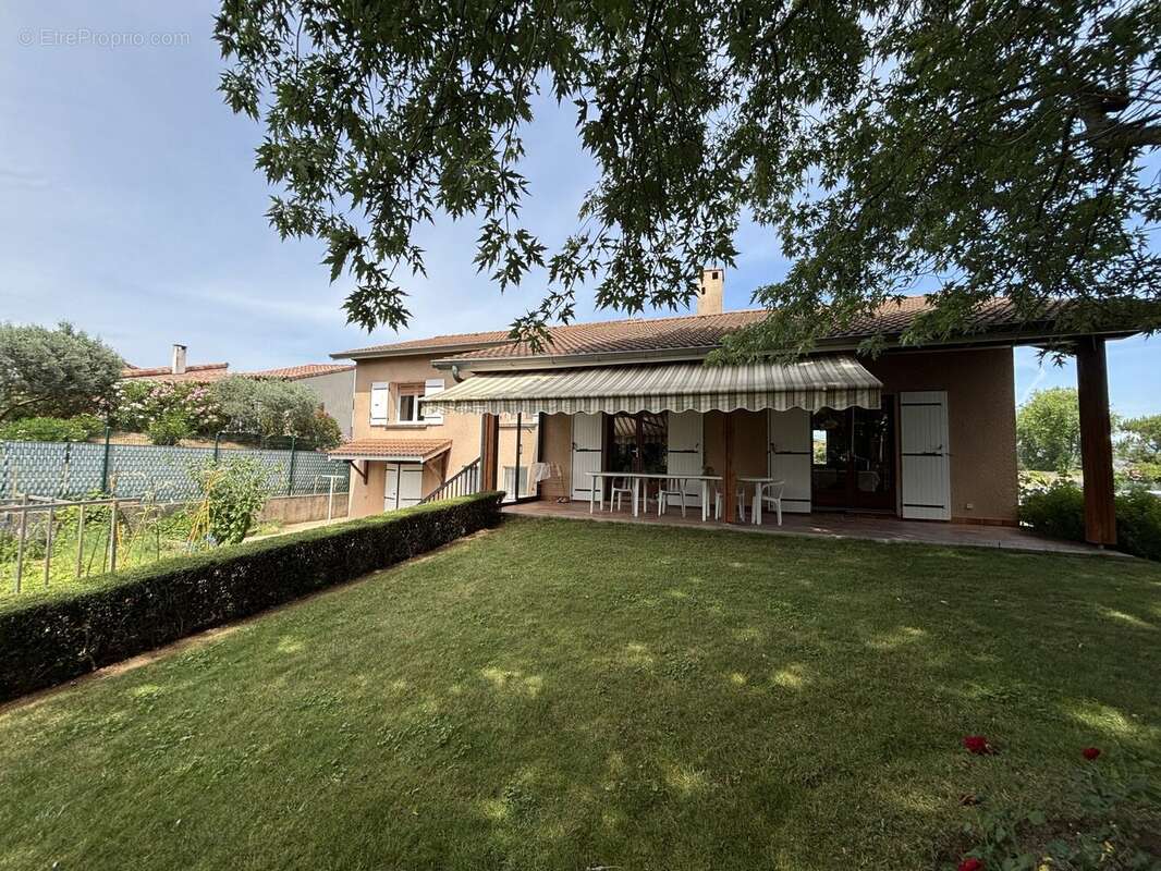 Maison 161 m² à Genissieux  - photo 3