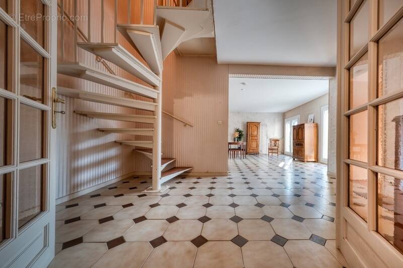 Appartement à MAUREPAS