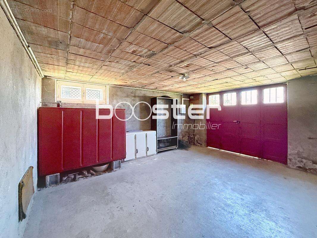 Maison à SAINT-YRIEIX-LA-PERCHE