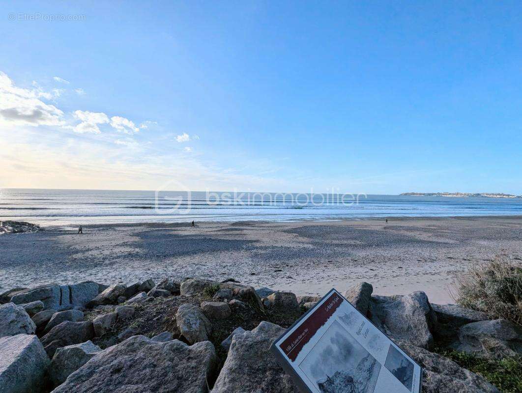 Appartement à SAINT-PAIR-SUR-MER